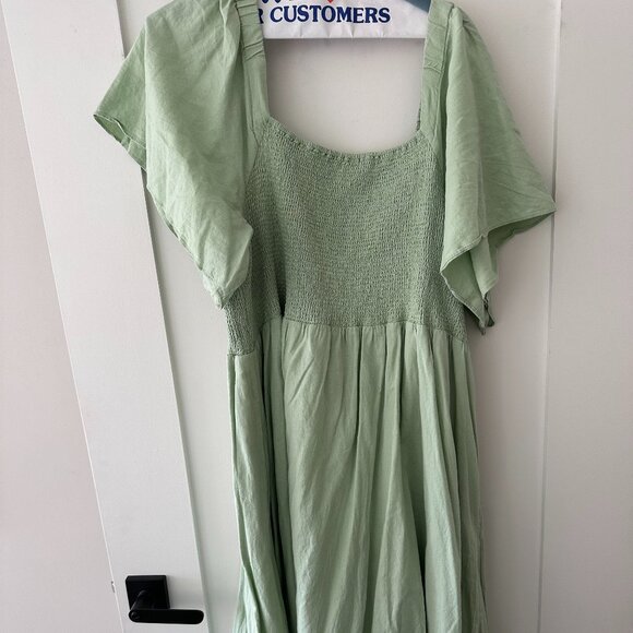 Madewell | Linen-Blend Lucie Smocked Midi Dress | Sage Green | 3XL - Picture 2 of 8